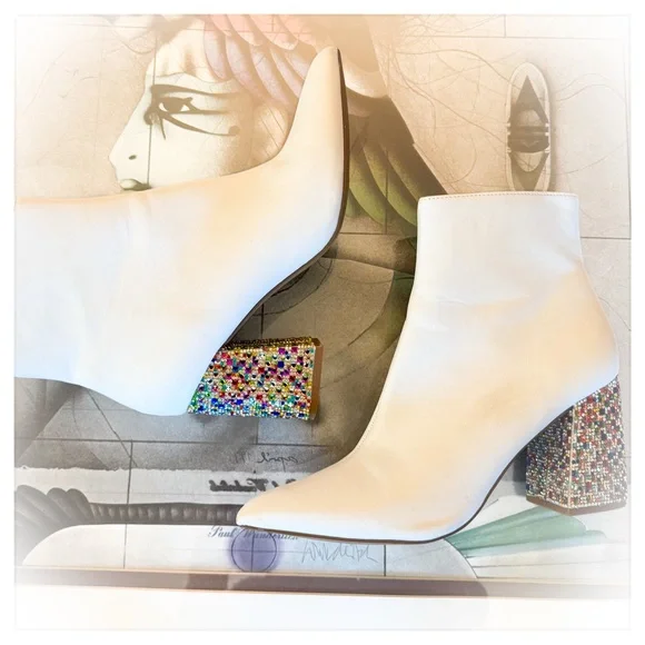 SOLD Betsey Johnson Kassie (White Smooth) Women's Boots Rhinestone Heel - Picture 6 of 12